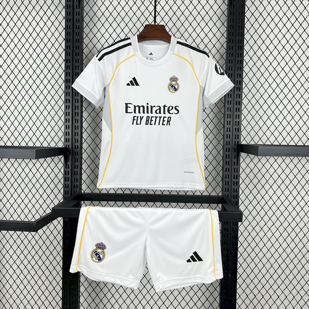 Kit Enfant Real Madrid domicile 2025/26
