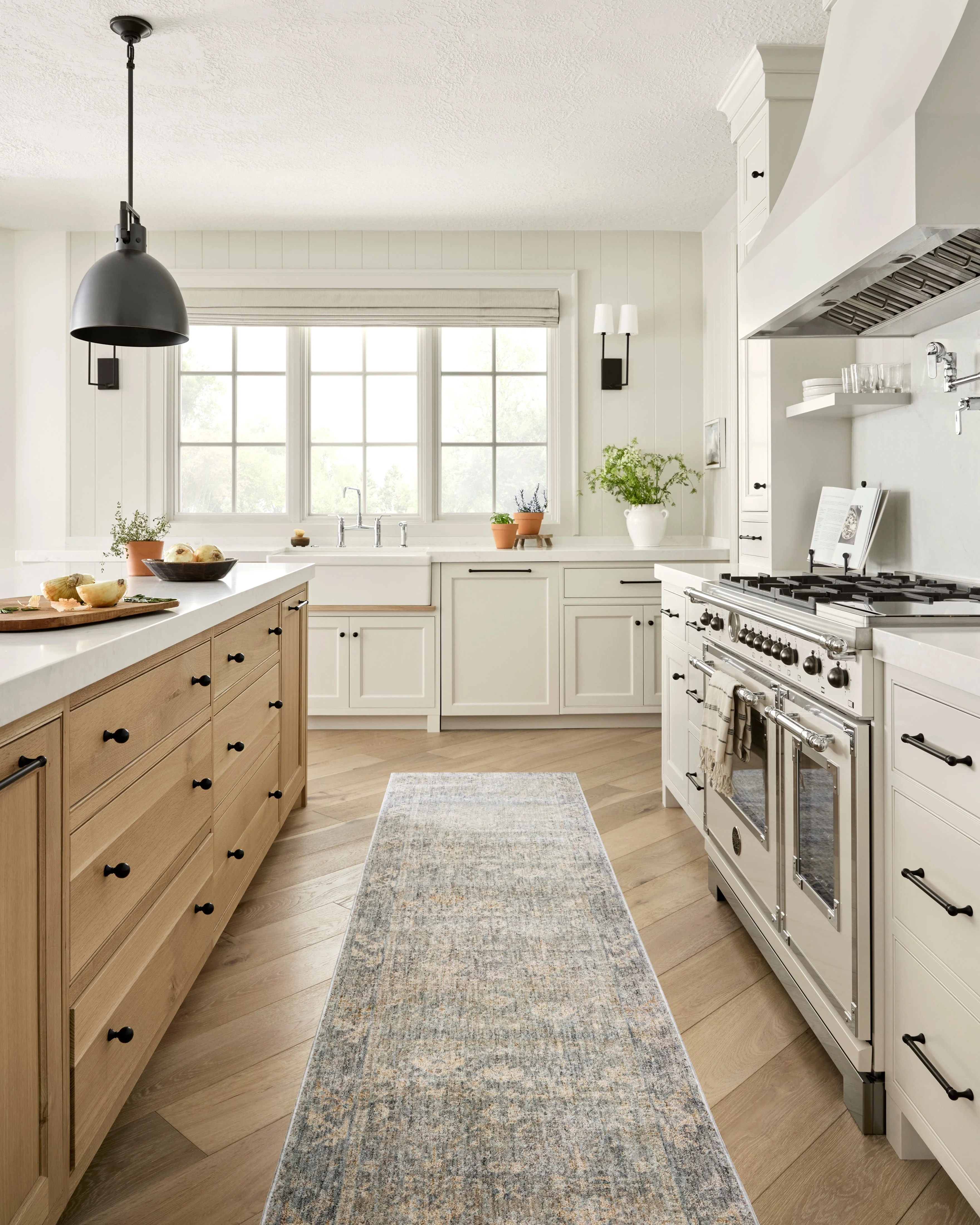 Blake Sky / Beige Rug