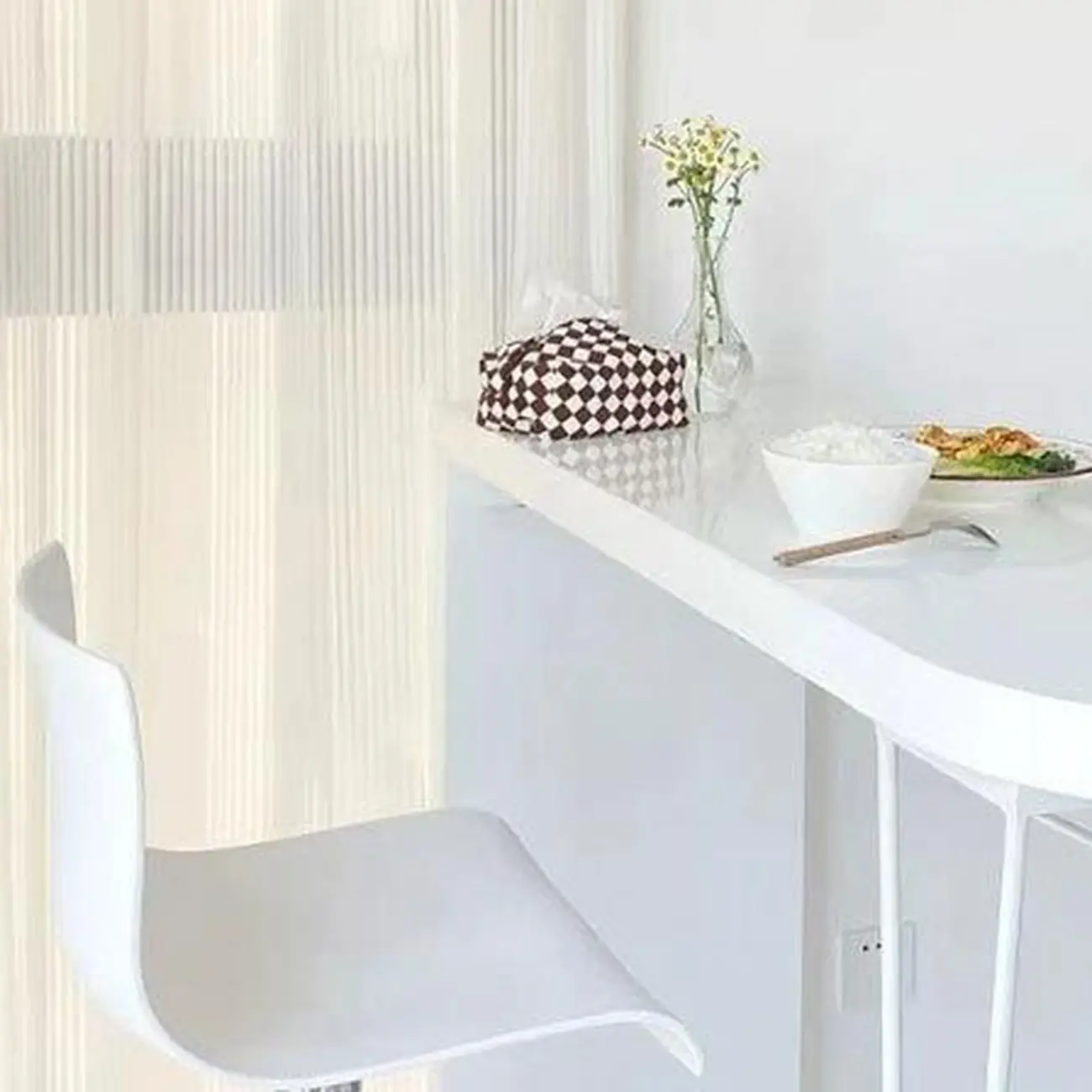 Stylish Pure White Wooden Metal Double Pedestal Bar Tables