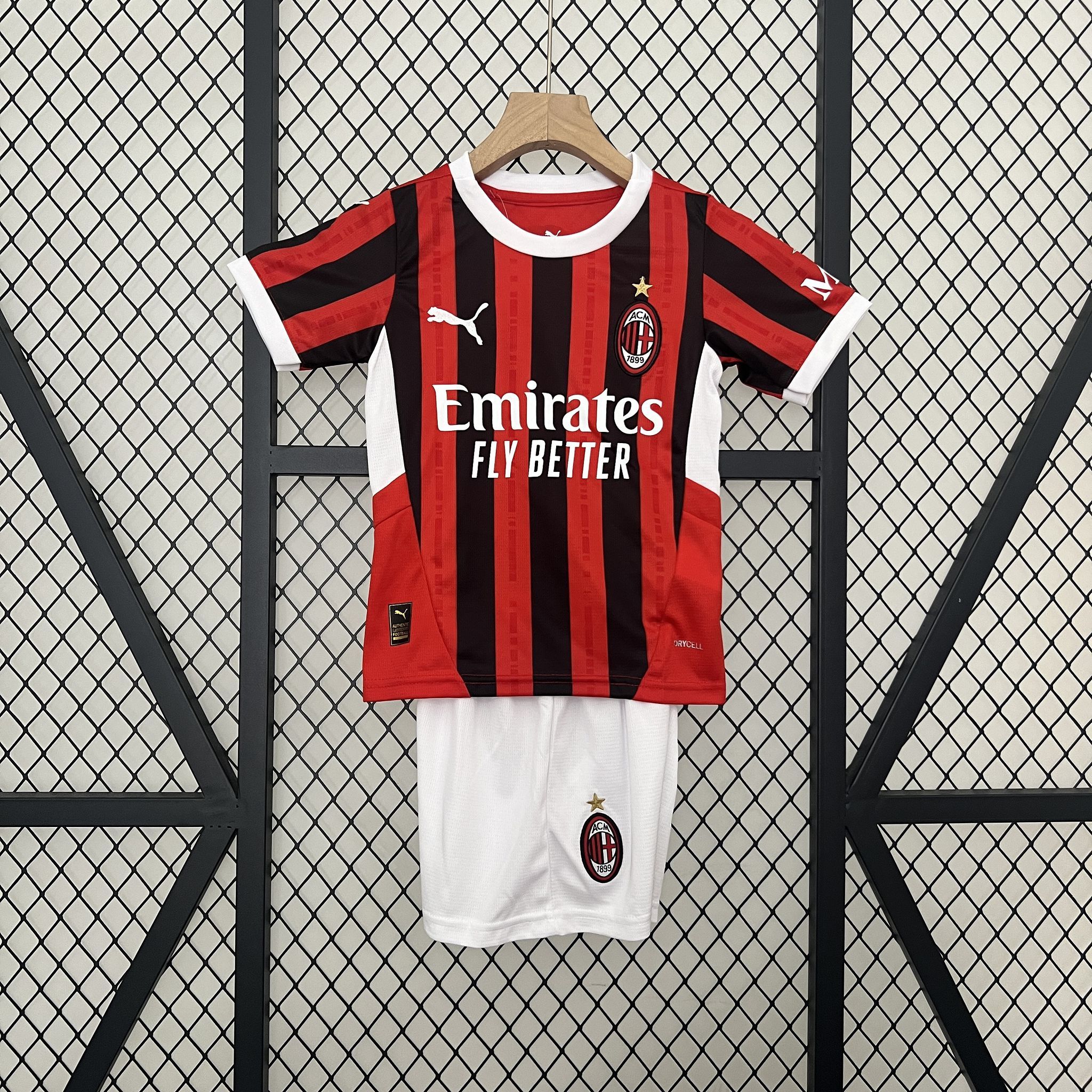 Kit Enfant AC Milan domicile 2024/25