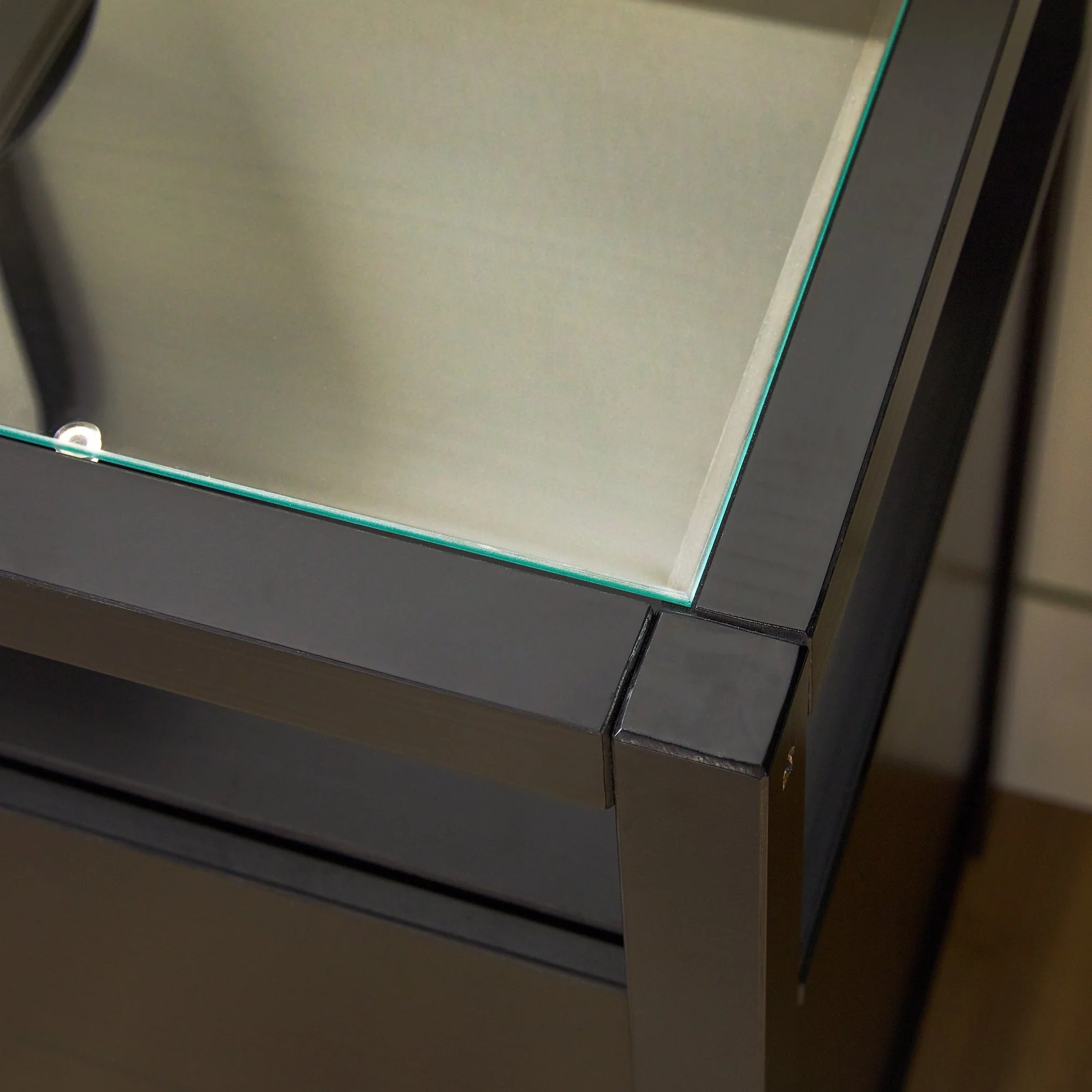 Isla Modern Easy Assembly Solid Wood 6-Drawer Dresser with Glass Top