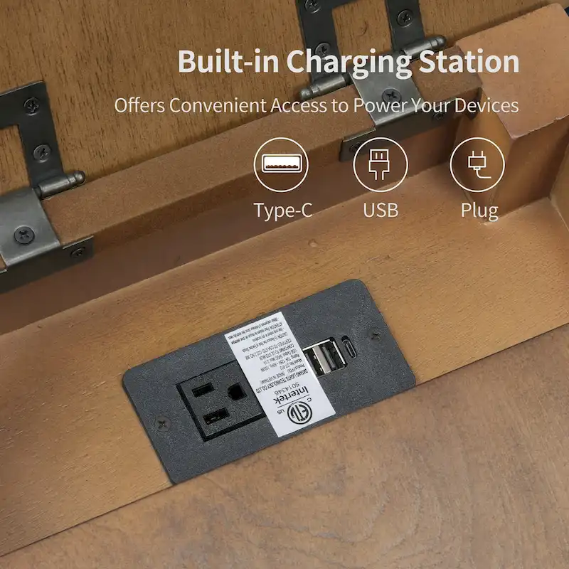 Traditional 23.6 Spindle Leg Wood End Table with USB