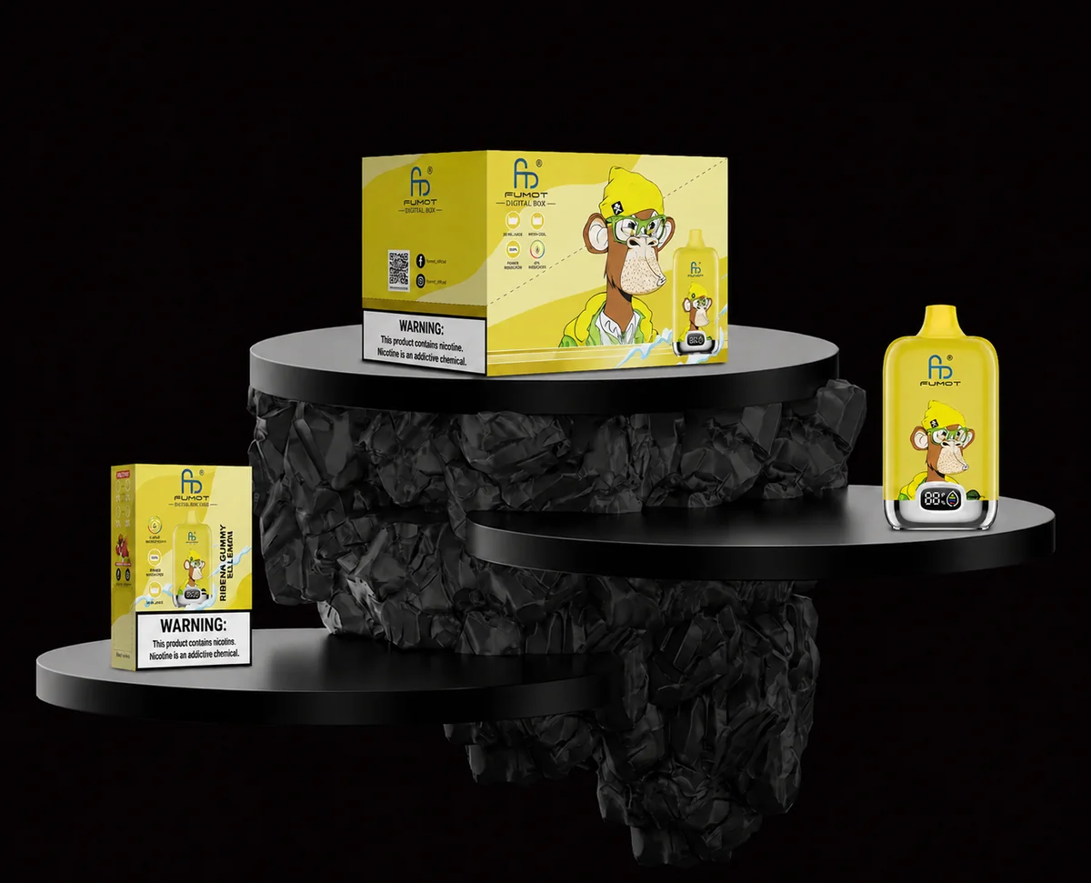 Fumot Digital Box 12000 Ribena Gummy Lemon Gerät und Verpackung auf schwarzem Display-Podest