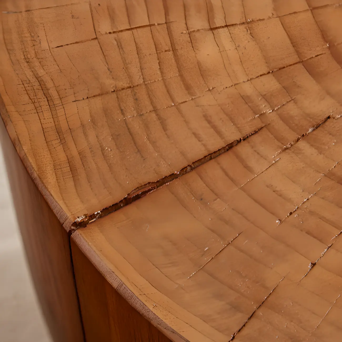 Rustic Solid Wooden Round Coffee Table with Natural Finish