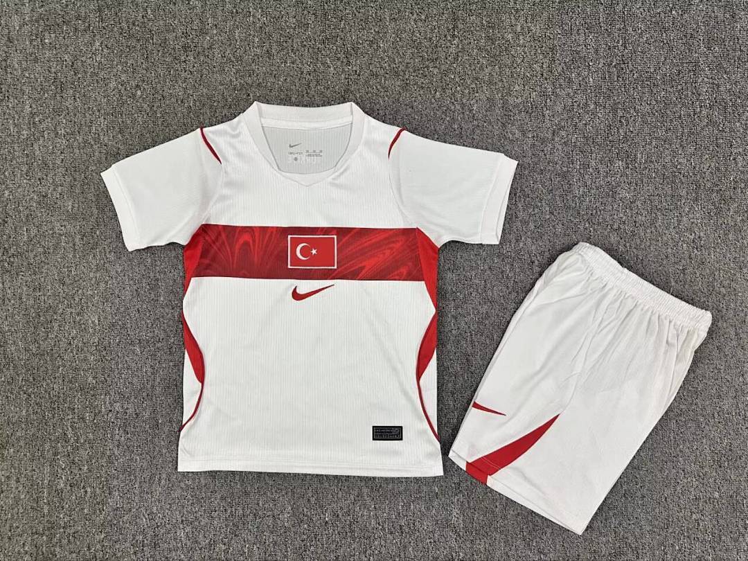 Kit Enfant Turquie extérieur Coupe du monde 2026