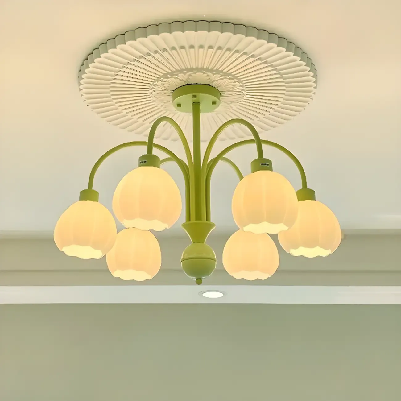 Floral Vintage Chandelier with Metal and Glass for Living Room