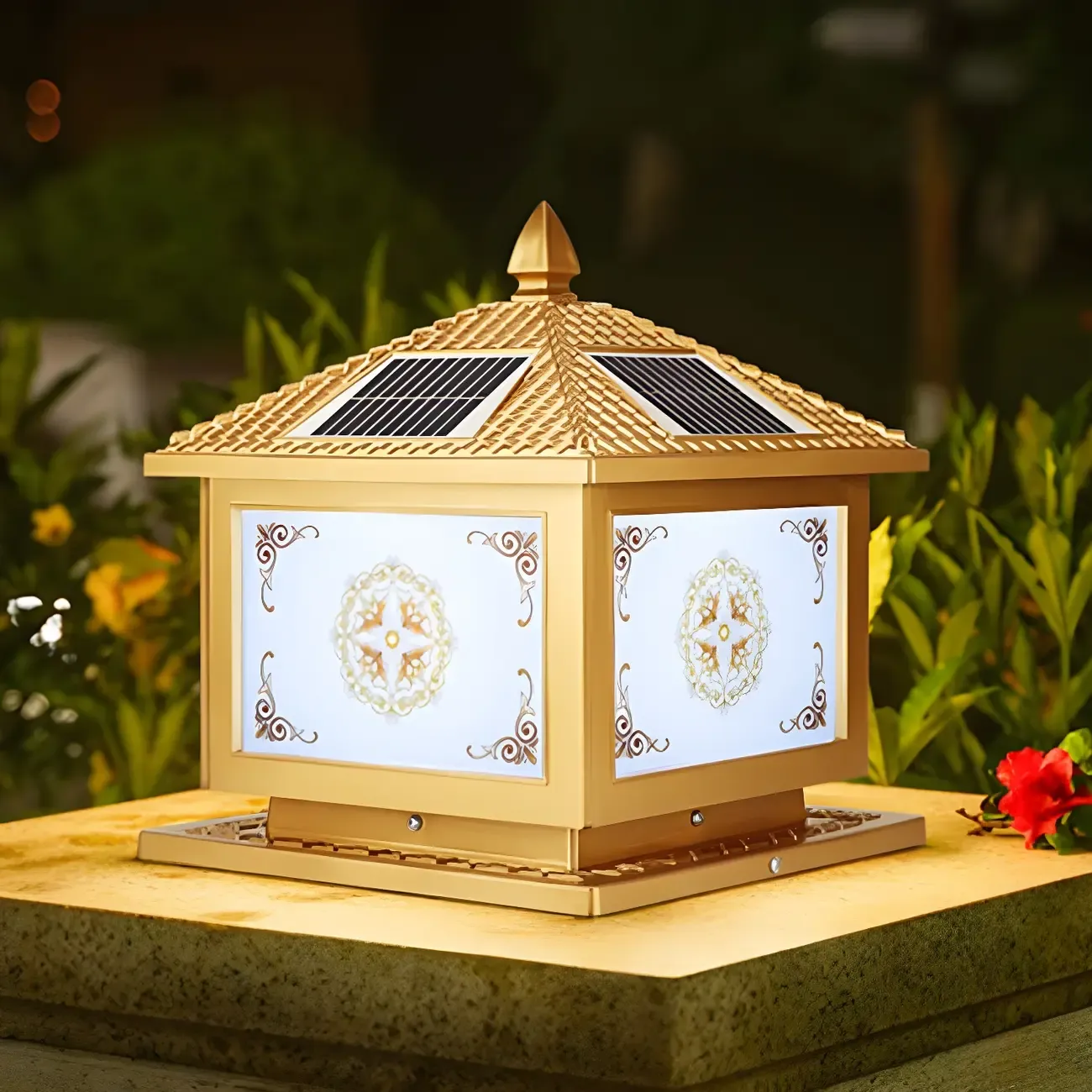 Traditonal Brass House-Shape Metal Solar Outdoor Post Lights