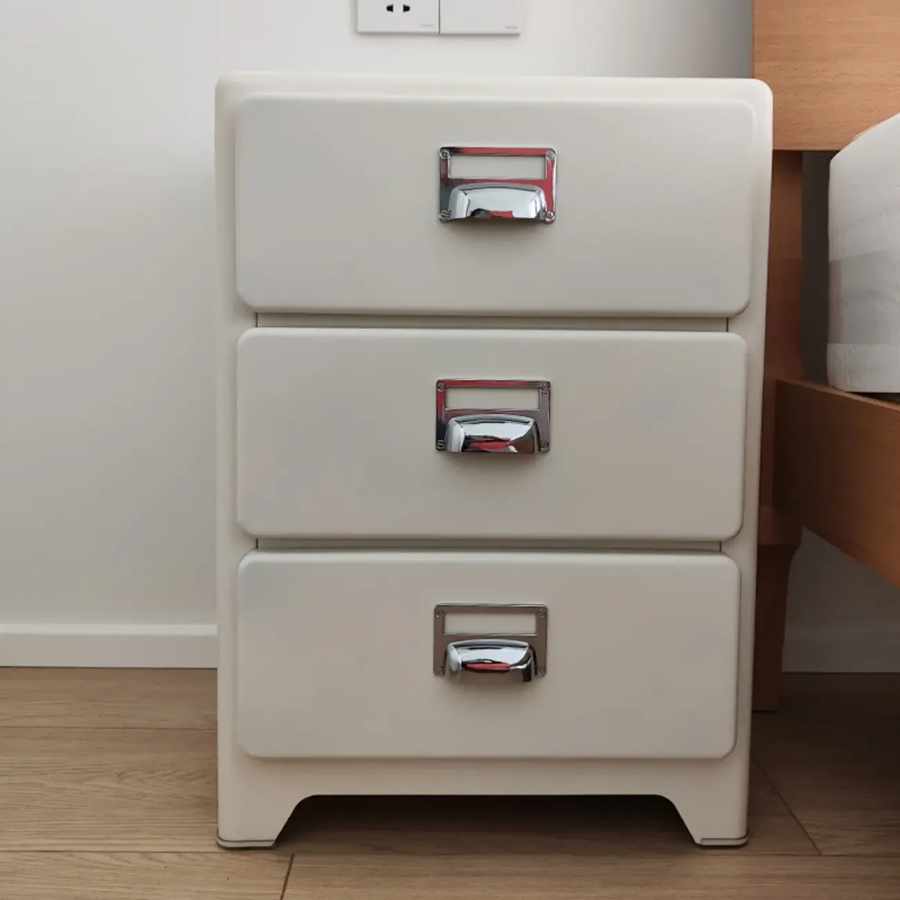 Scandinavian 3 Drawers Wood Nightstand with Legs