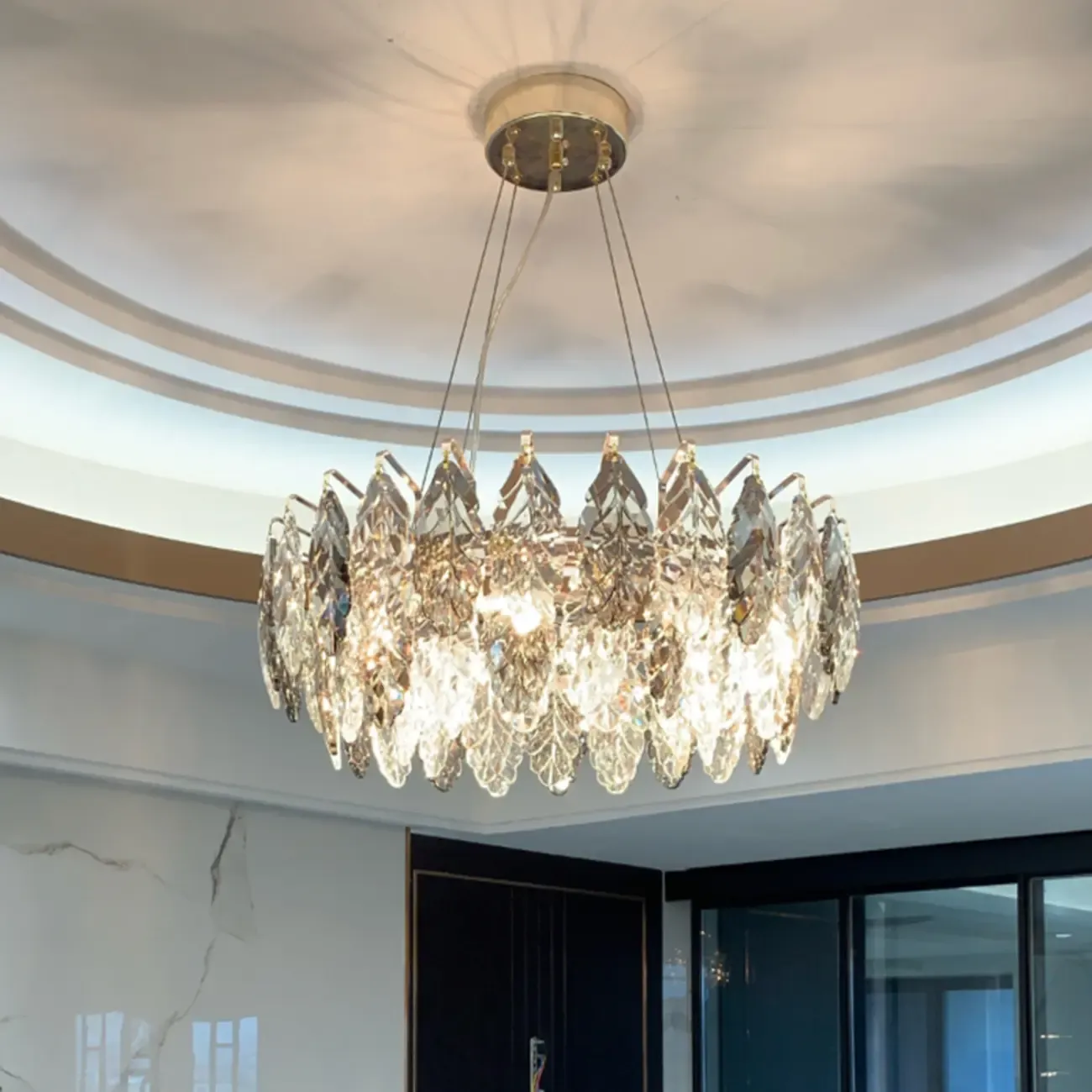 Exquisite Round Multi-light Crystal Leaf Chandelier