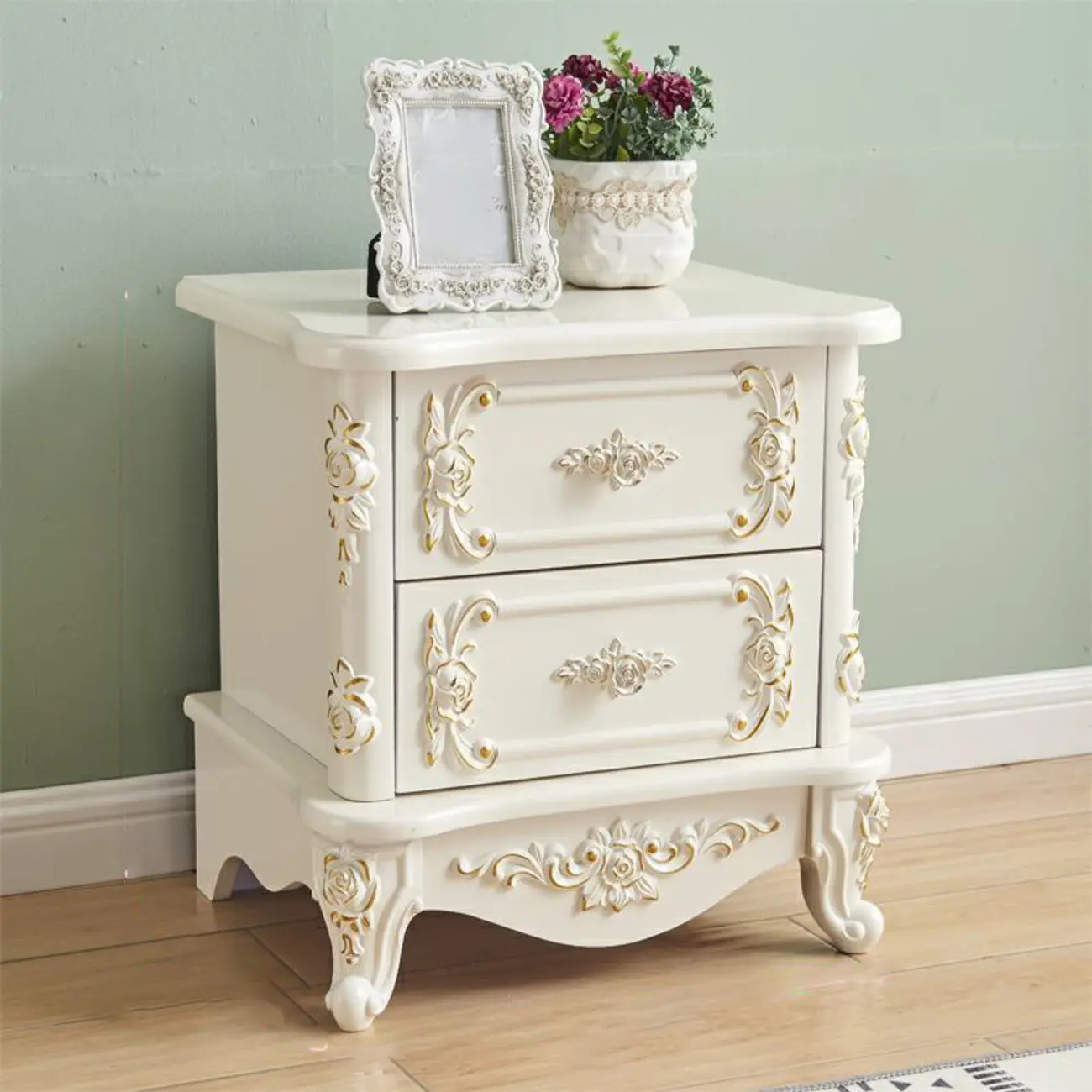 Traditional White Wood Carved 3-Drawer Nightstand