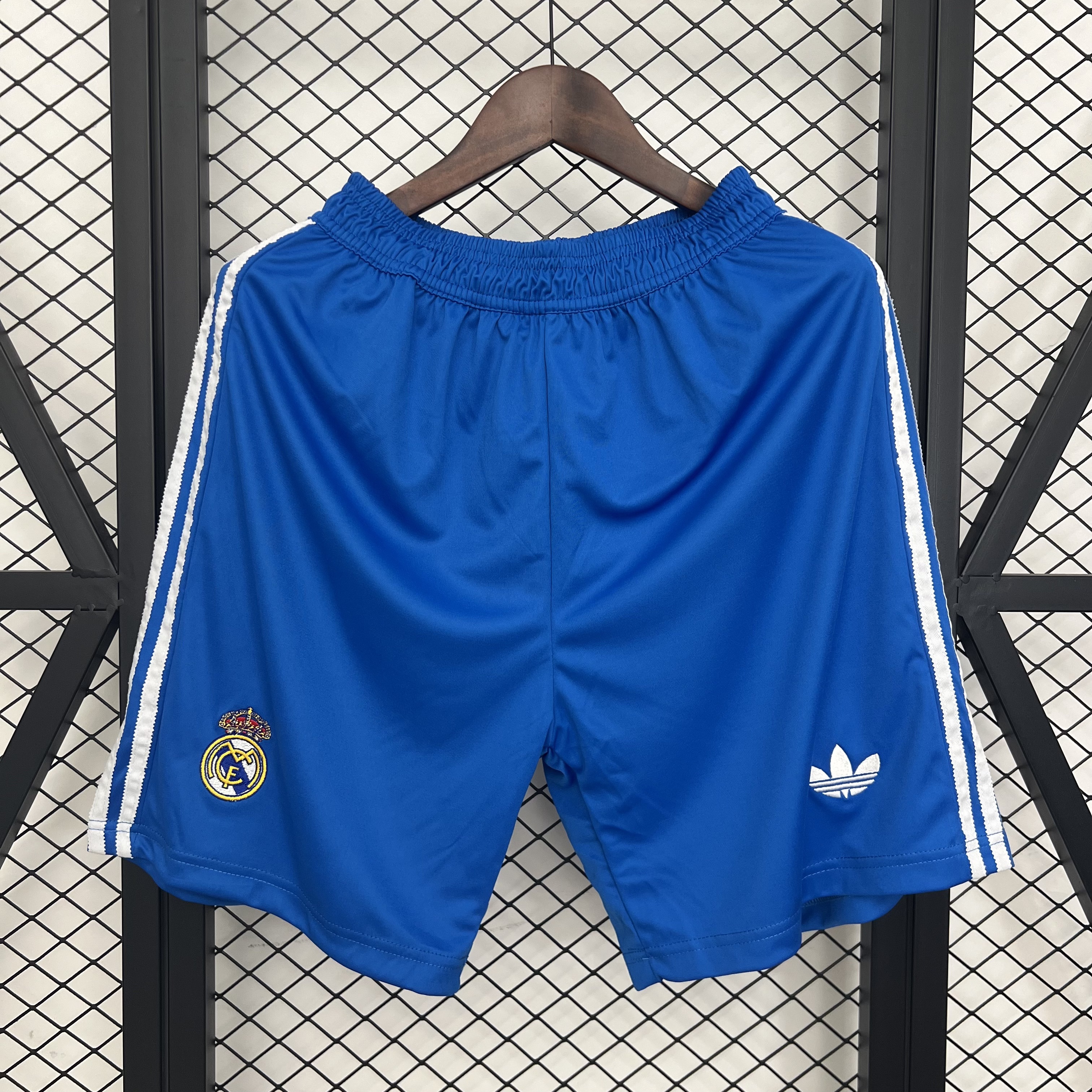 Short Real Madrid third 2025/26