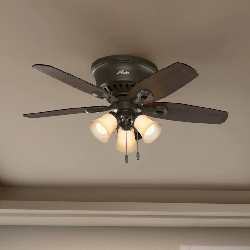 Hunter 42  Builder Low Profile Ceiling Fan with 3-Light LED Light Kit and Pull Chain