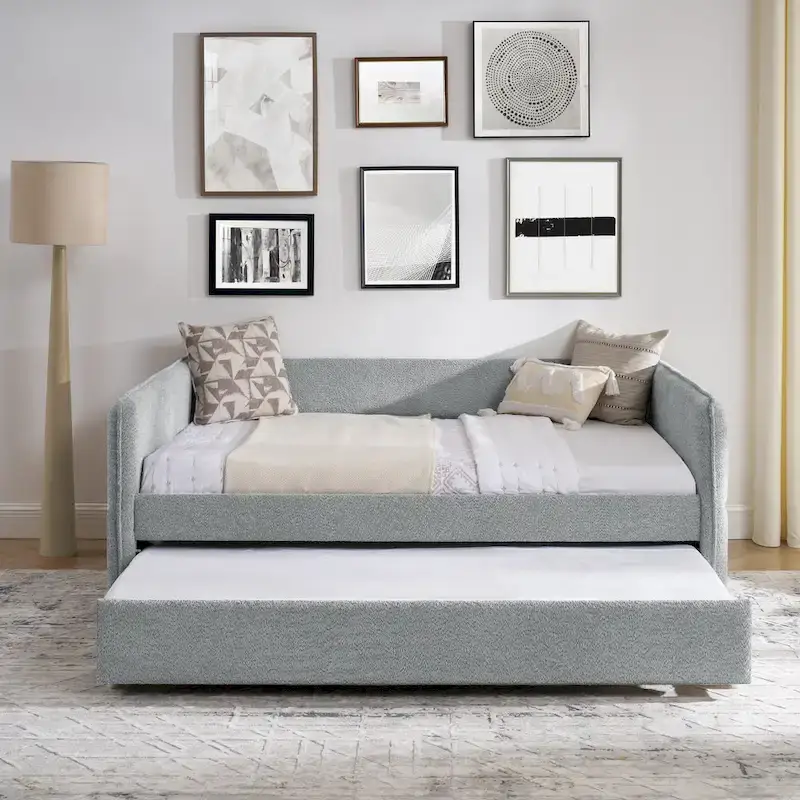Full Boucle Daybed with Trundle