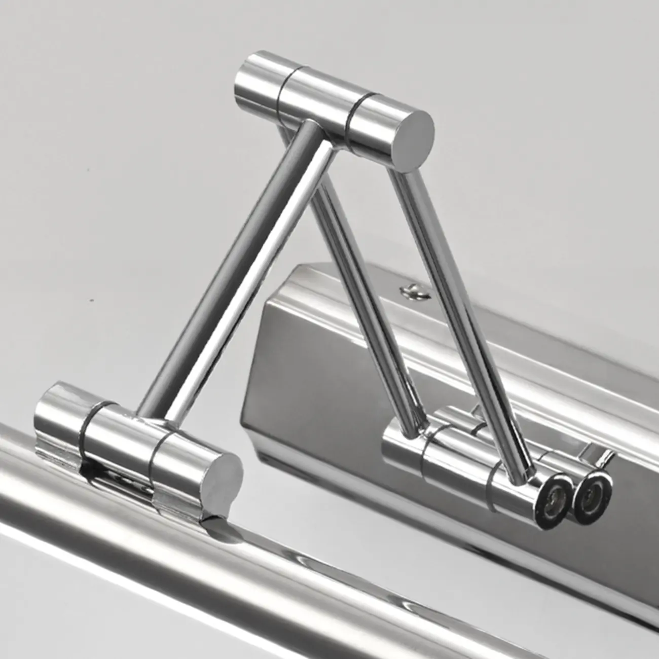 Modern Silver Stretchable Bathroom Vanity Light White Light LED