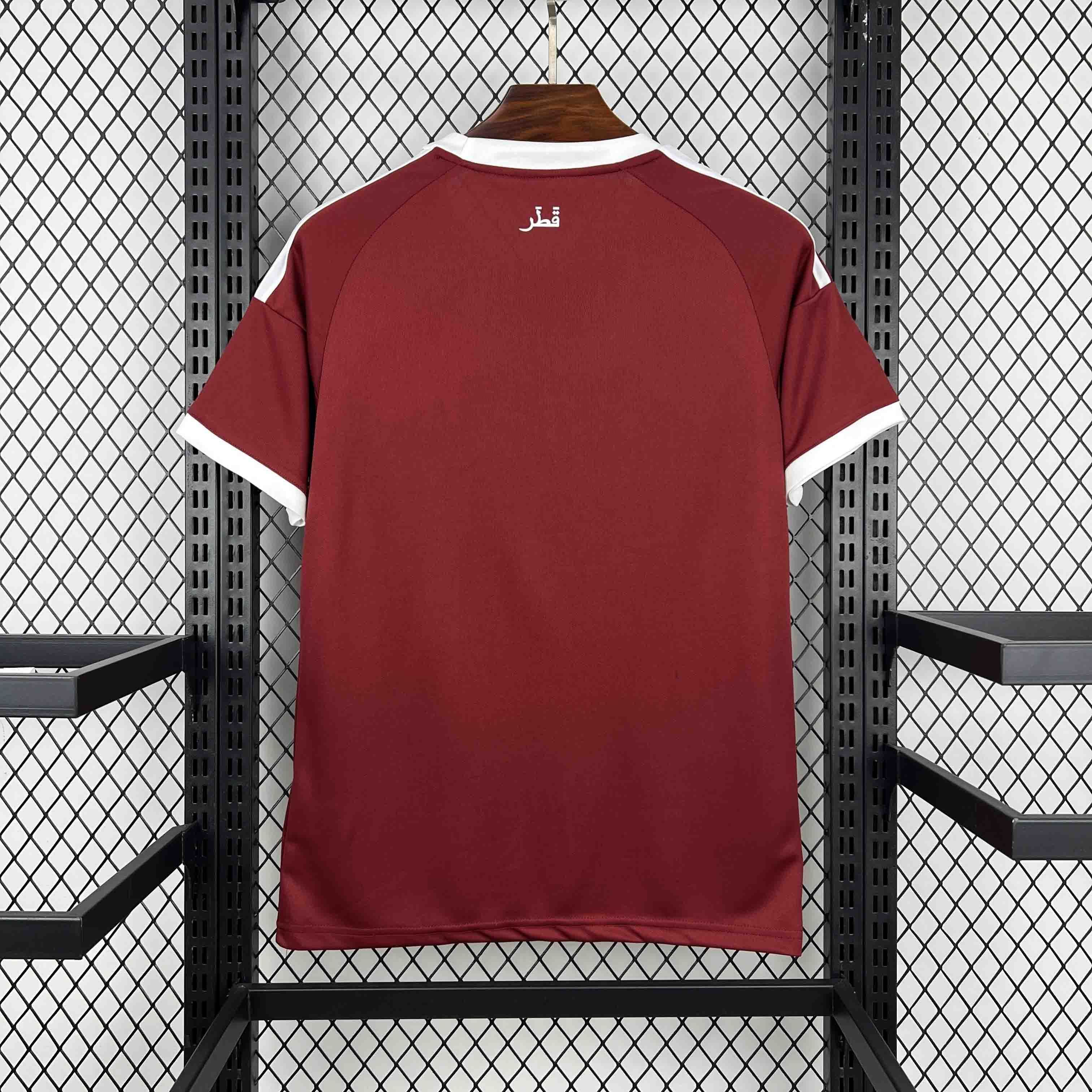 Maillot Qatar domicile Coupe du monde 2026