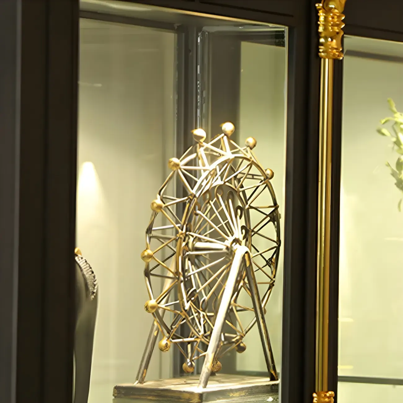 Black Metal Glass Shelves Display Cabinet with Lights