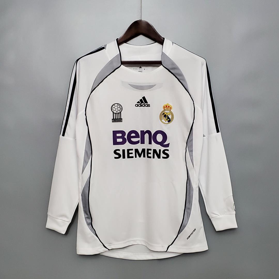 Maillot Retro Real Madrid domicile manches longues 2006/07