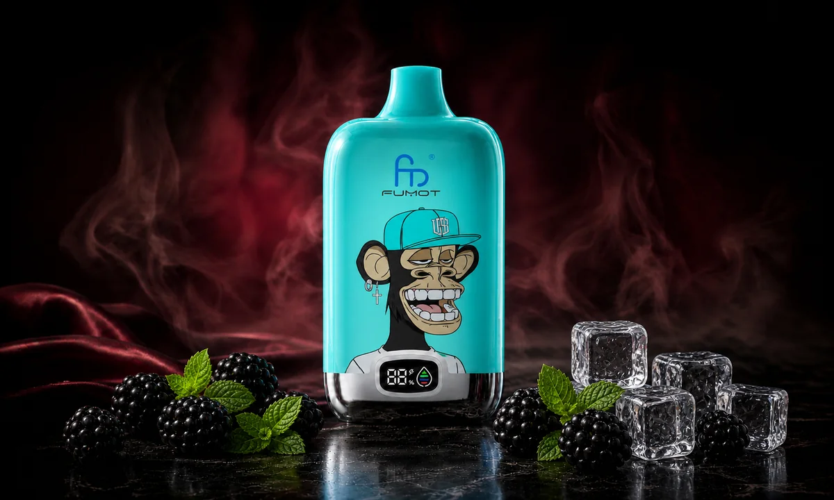 Fumot Digital Box 12000 Black Ice Vape in einer dunklen Rauchszene