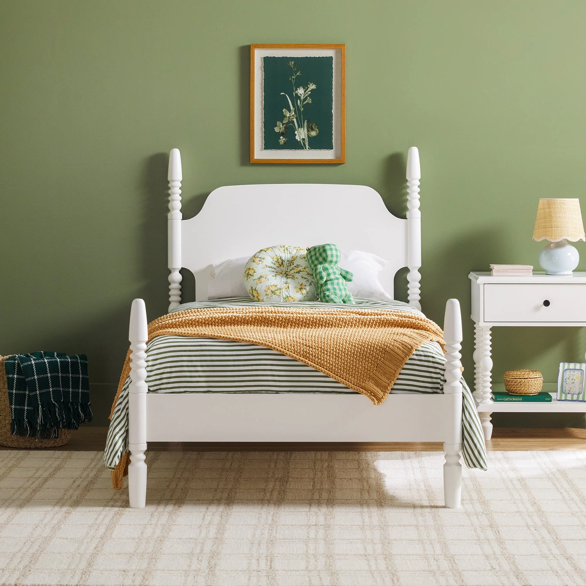 Traditional Vivienne Easy Assembly Solid Wood Twin Bedframe