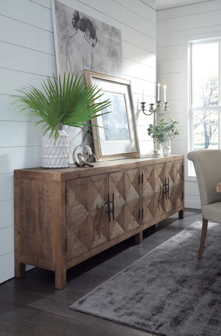Elani Sideboard