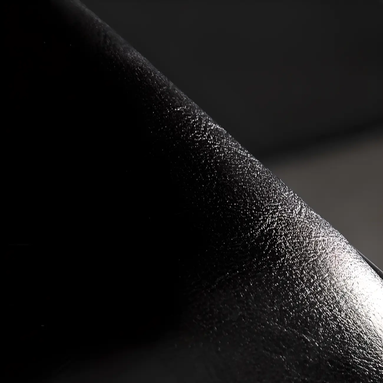 Modern Black Round Wooden Silver Metal Pedestal Bar Tables