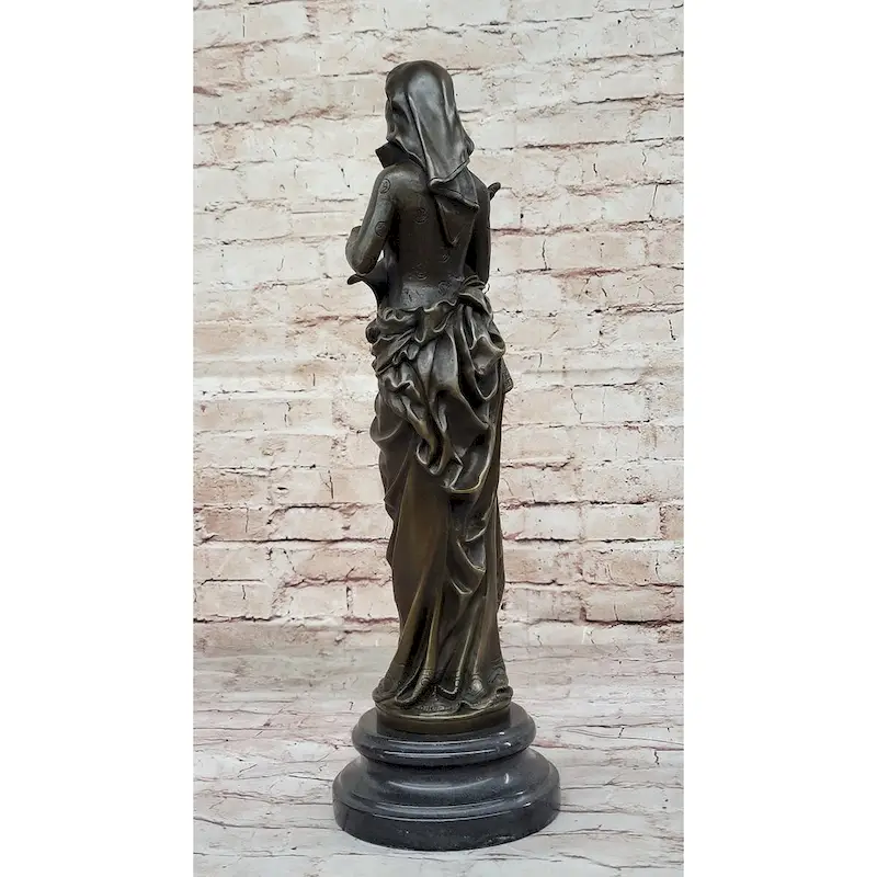La Liseuse By Carrier Belleuse - Bronze Sculpture Of A Woman Holding A Book