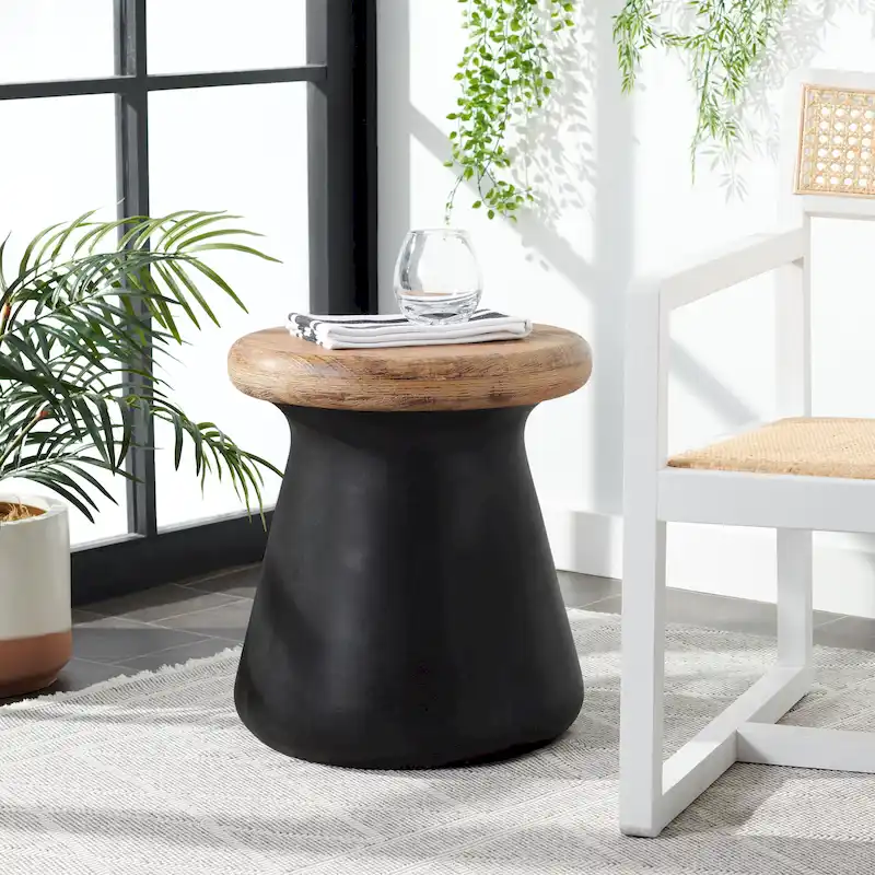 SAFAVIEH Muriele Indoor/ Outdoor Modern Black Concrete Round Accent Table - 16.5 W x 16.5 L x 18.1 H - 17Wx17Dx18H