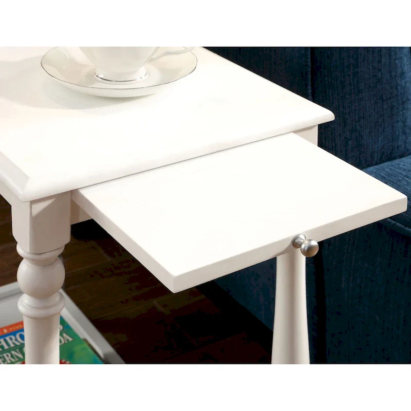 Quam Farmhouse White 25-inch Solid Wood 1-Shelf Side Table by Furniture of America