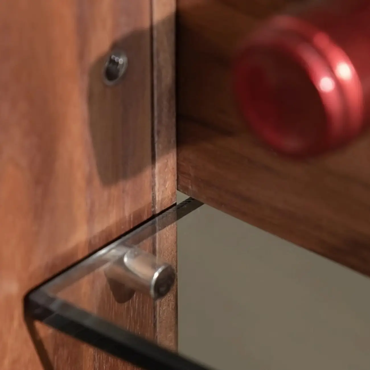 Sitting Room Old School Walnut Glass Cabinet with Illuminating