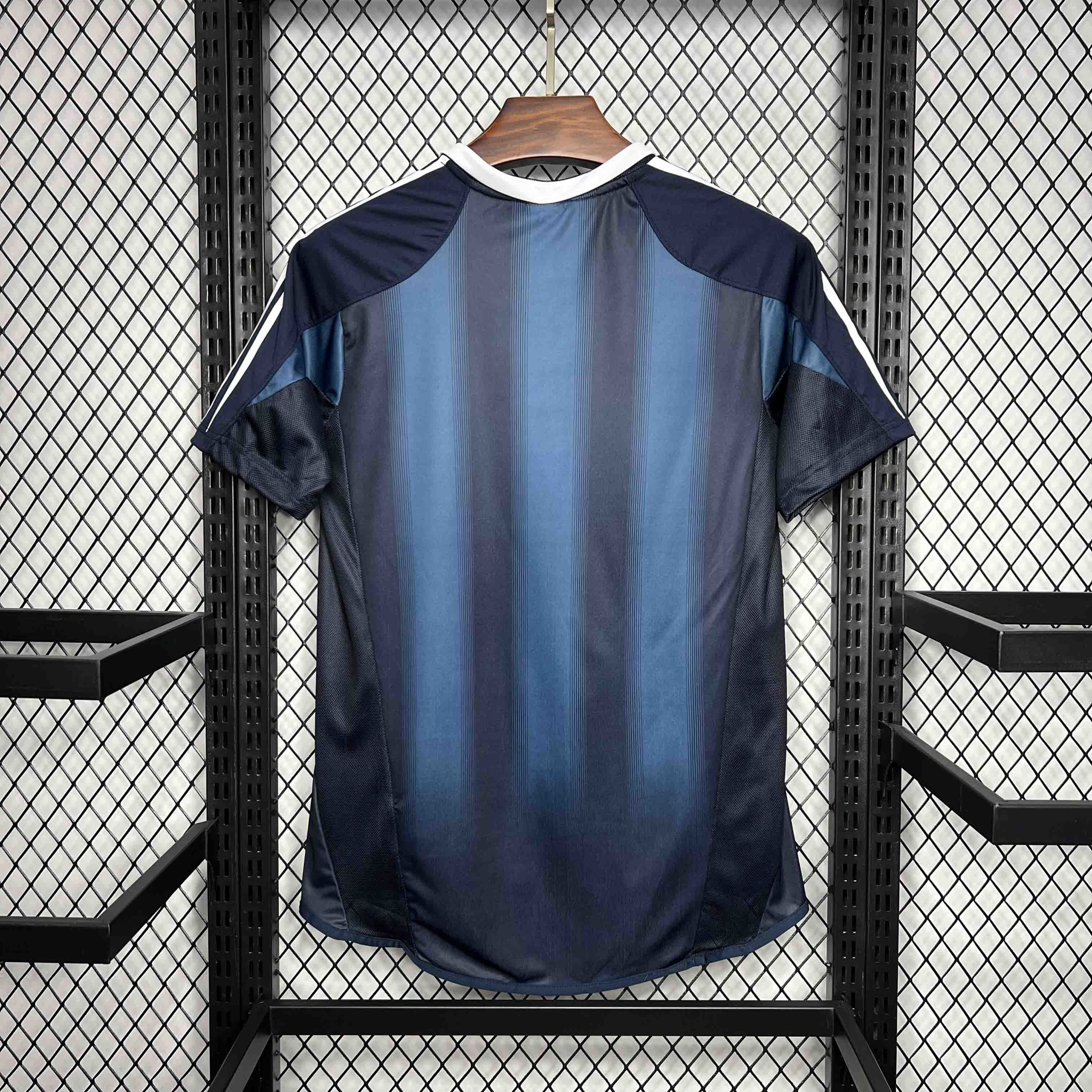 Maillot Retro Newcastle extérieur 2004/05