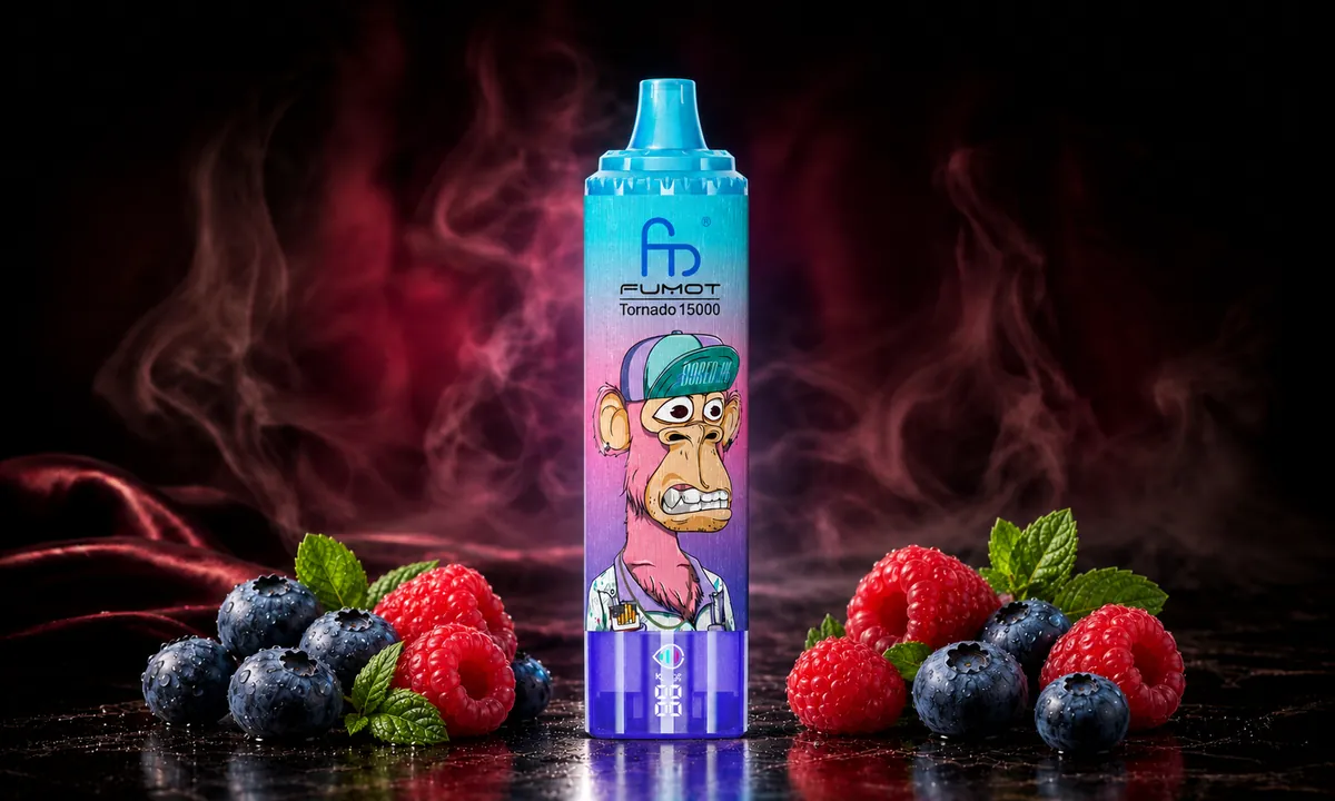 FUMOT Tornado 15000 Blueberry Raspberry – E-Zigarette in einer atmosphärischen Produktszene