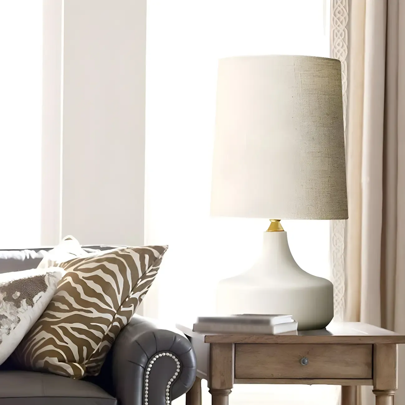 Modern Ceramic Barrel Bedside Table Lamp with Linen Shade