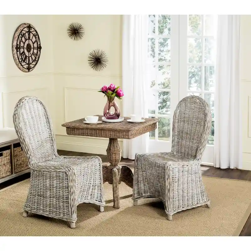 SAFAVIEH Manolica White Washed Dining Chair (Set of 2) - 19.5 x 26 x 40.5 - 20Wx26Dx41H