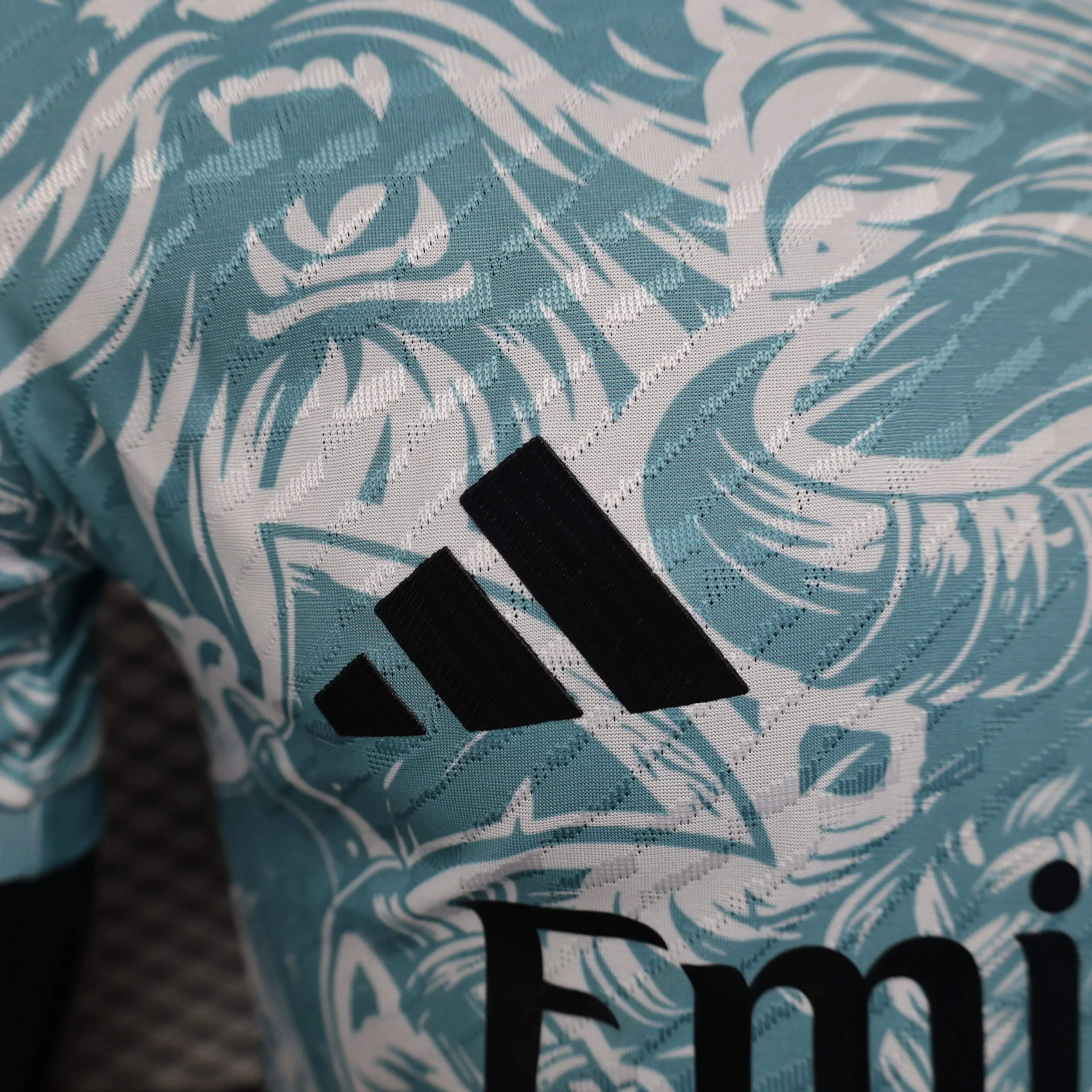 Maillot Réal Madrid concept 2025-2026