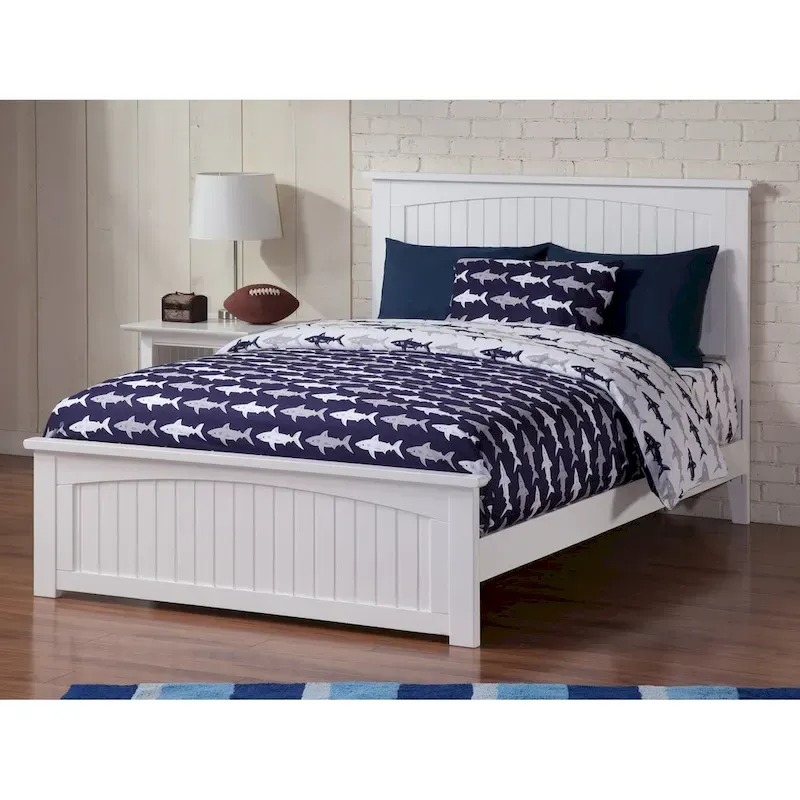 Nantucket Full Platform Bed with Matching Footboard in White