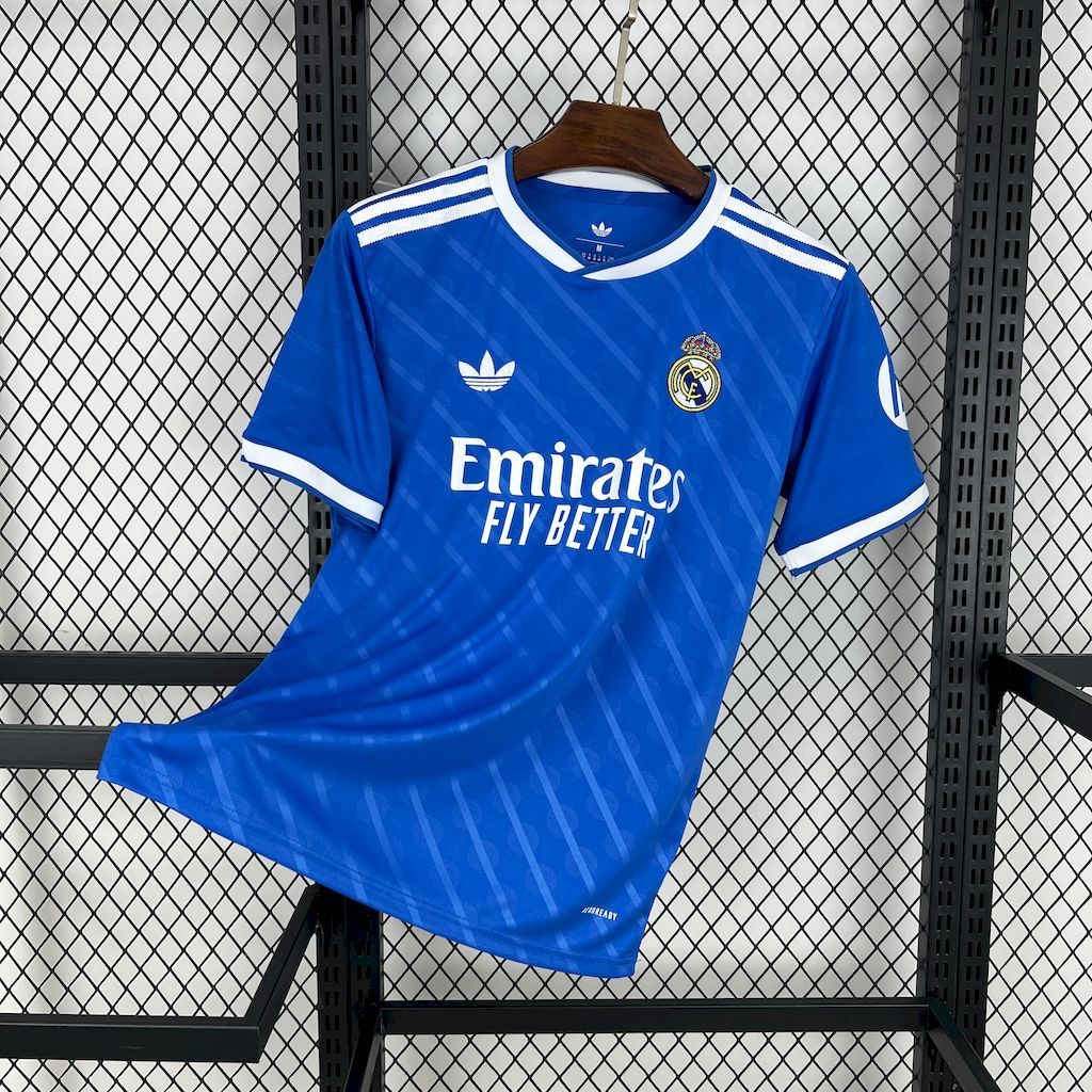 Maillot Real Madrid third 2025/26