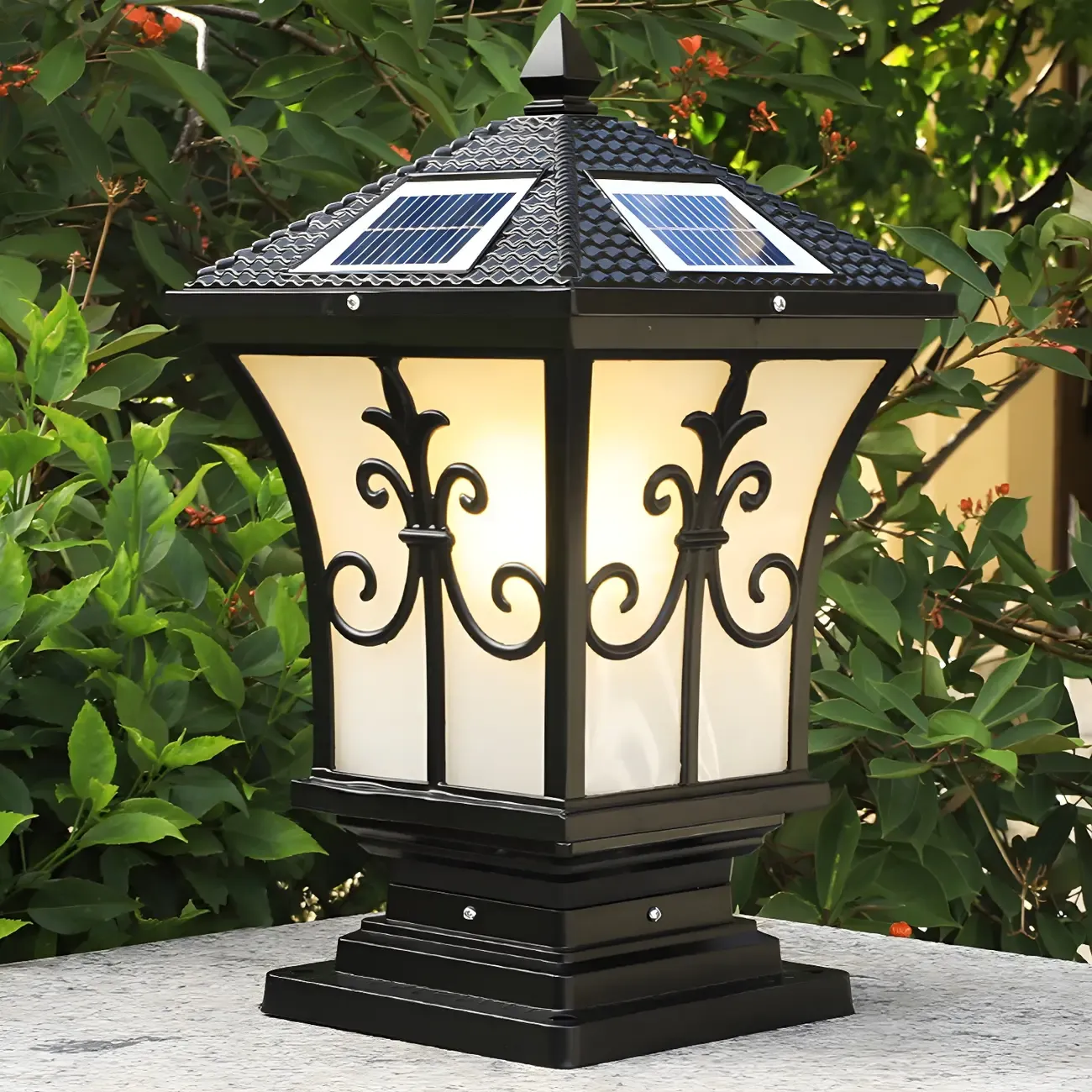 Vintage Black Metal Solar Outdoor Post Lights