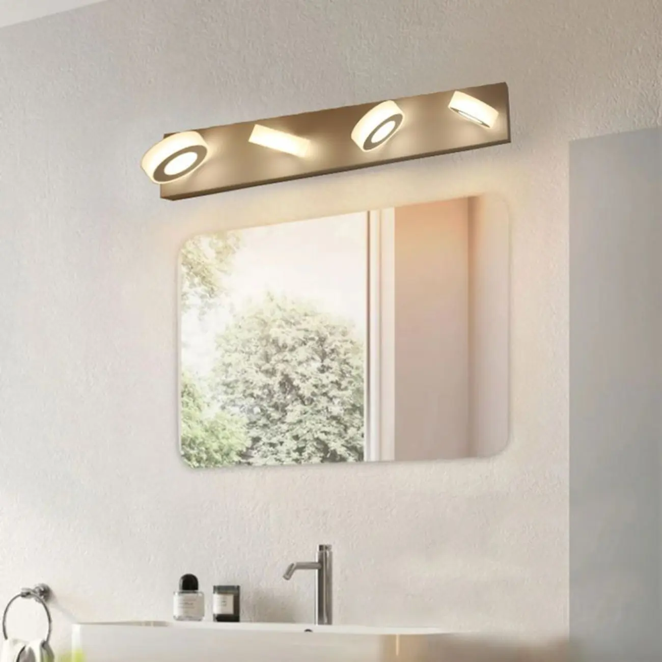 Modern LED Bathroom Vanity Light with Geometric design