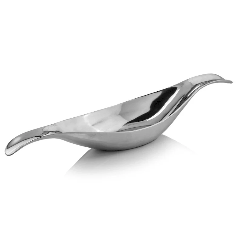 HomeRoots 8  Silver Aluminum Long Wavy Bowl - 5.5 x 8 x 34.5