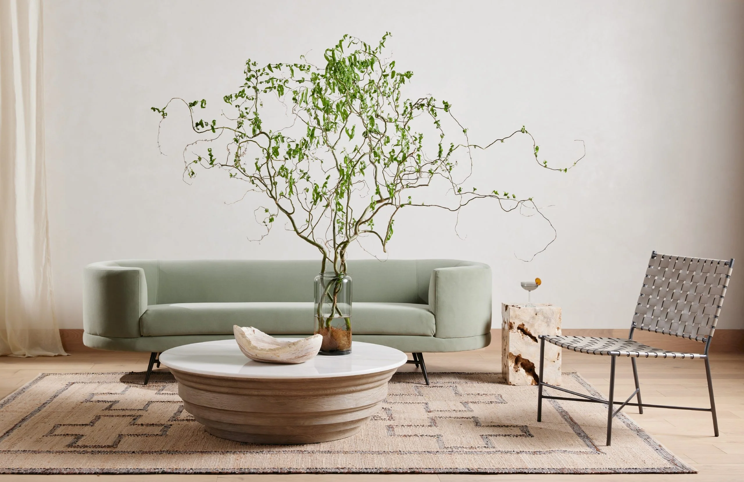 FAYDON END TABLE-ROMANO FOSSE TRAVERTINE