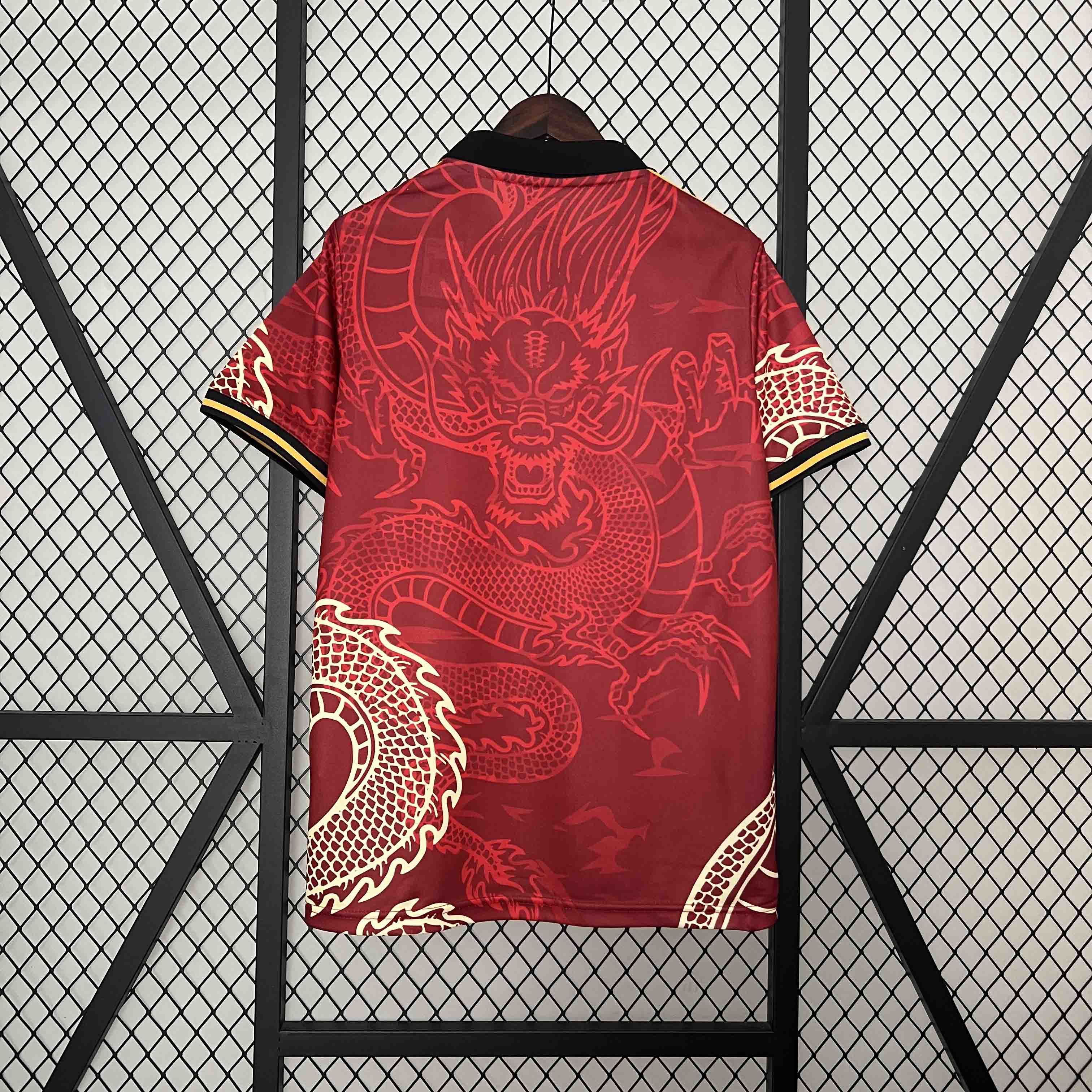Maillot Real Madrid Concept 2024/25