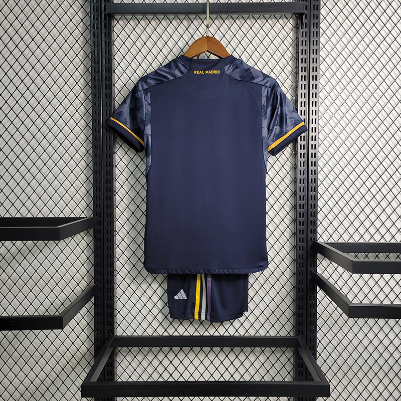 Kit Enfant Real Madrid extérieur 2023/24