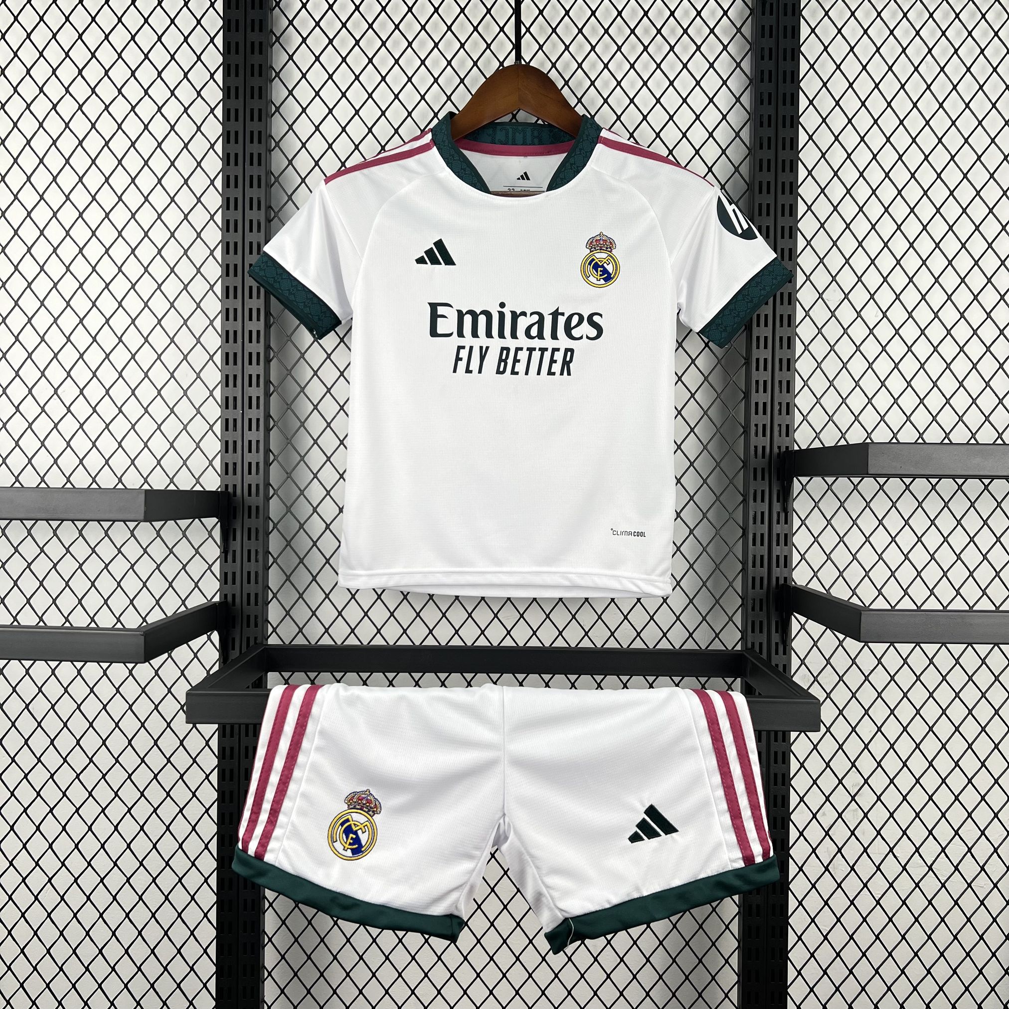 Kit Enfant Real Madrid domicile 2026/27