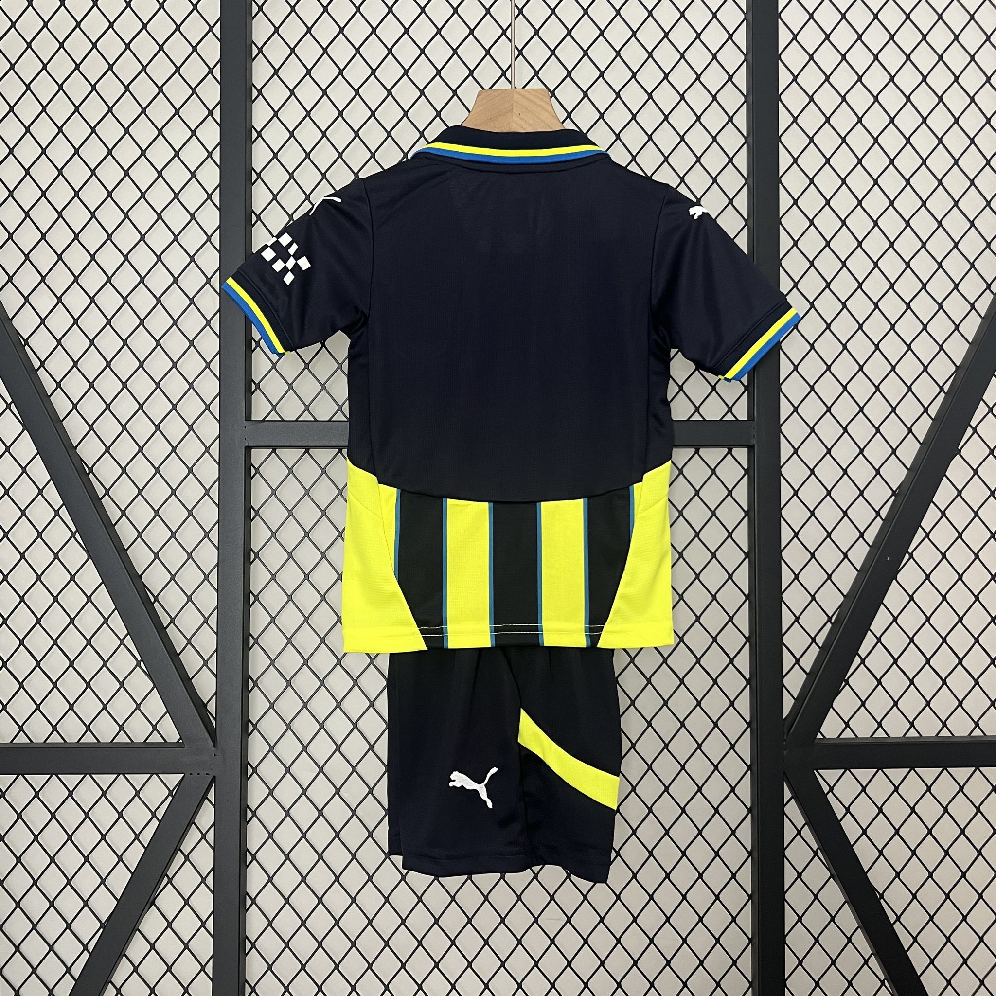 Kit Enfant Manchester City extérieur 2024/25