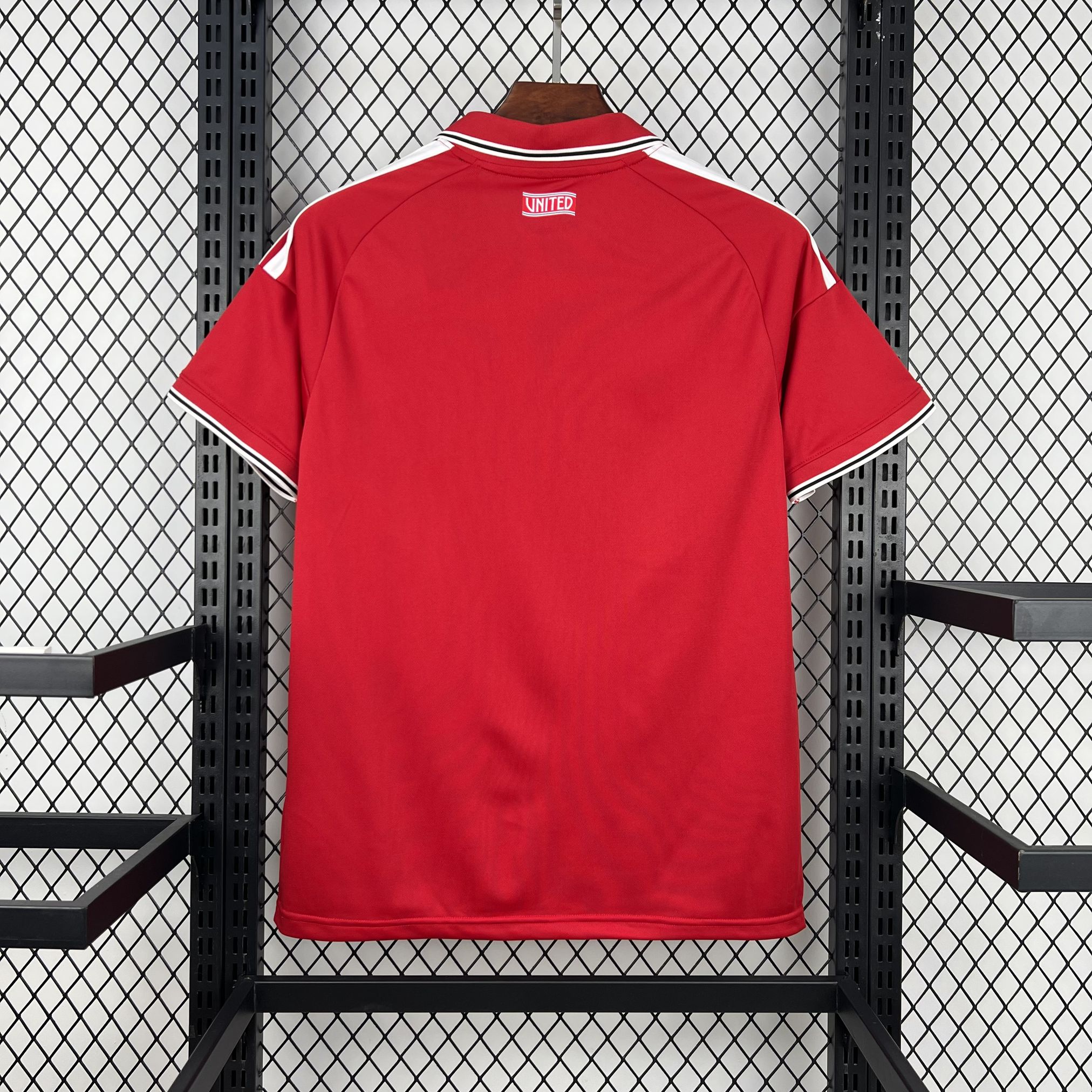Maillot Manchester United domicile 2026/27