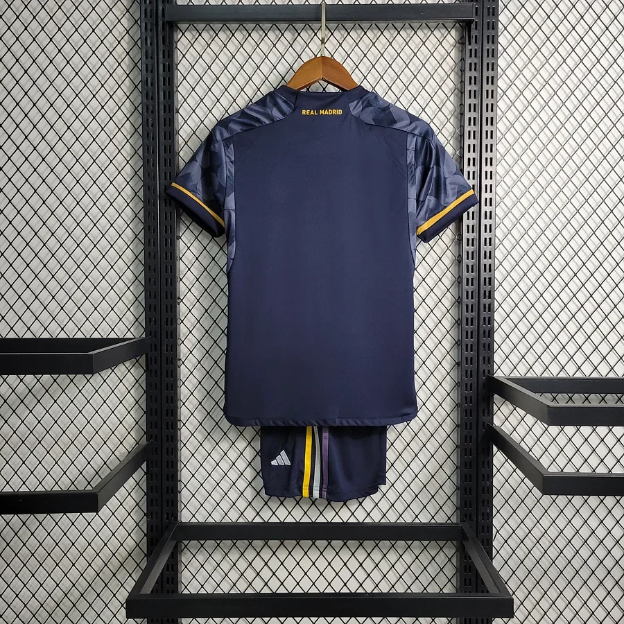 KIT ENFANT REAL MADRID EXT脡RIEUR
