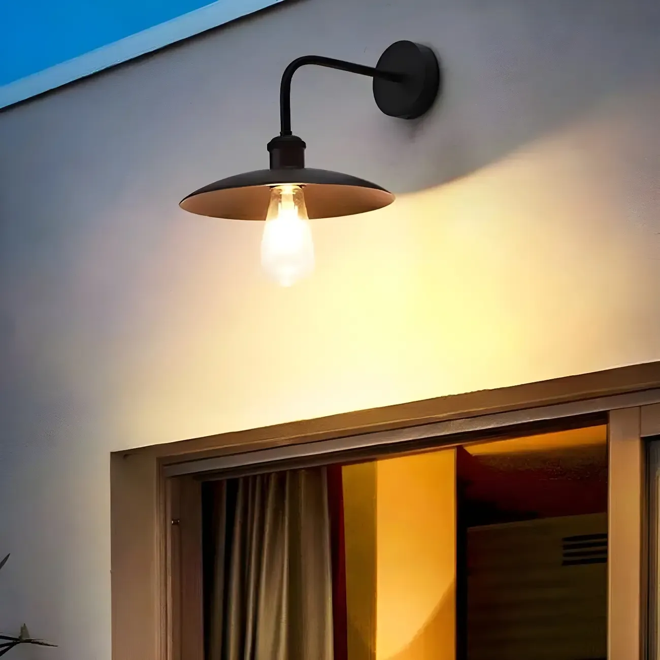 Industrial Black Metal Wall Light with LED for Outdoors
