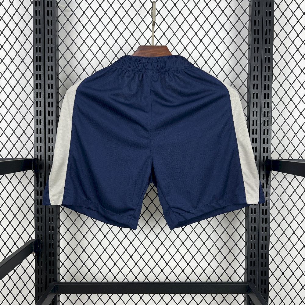Short Tottenham domicile 2025/26