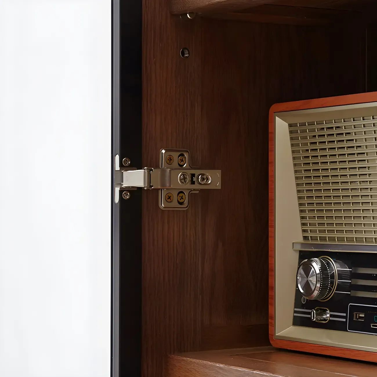 Adjustable Shelves Glass Solid Wood Display Wine Cabinet