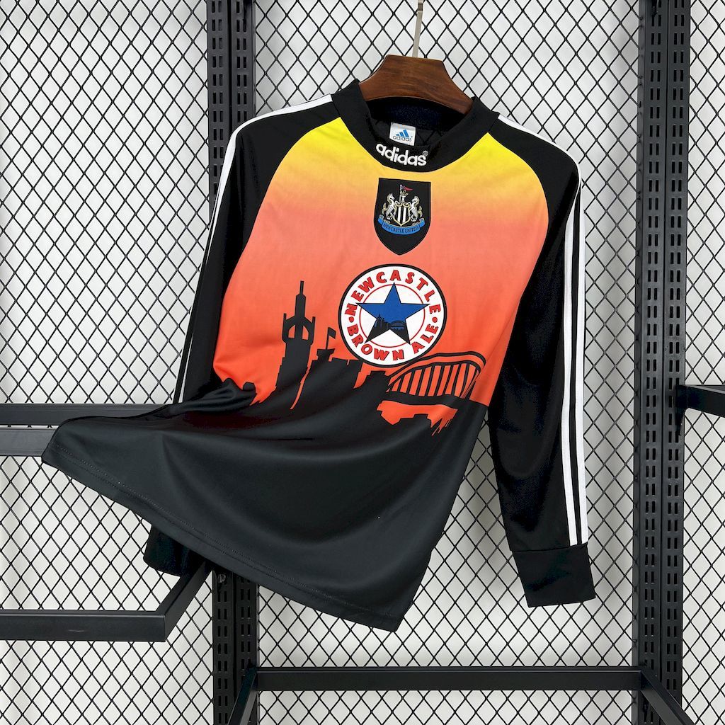 Maillot Retro Newcastle manches longues 1996/97 gardien